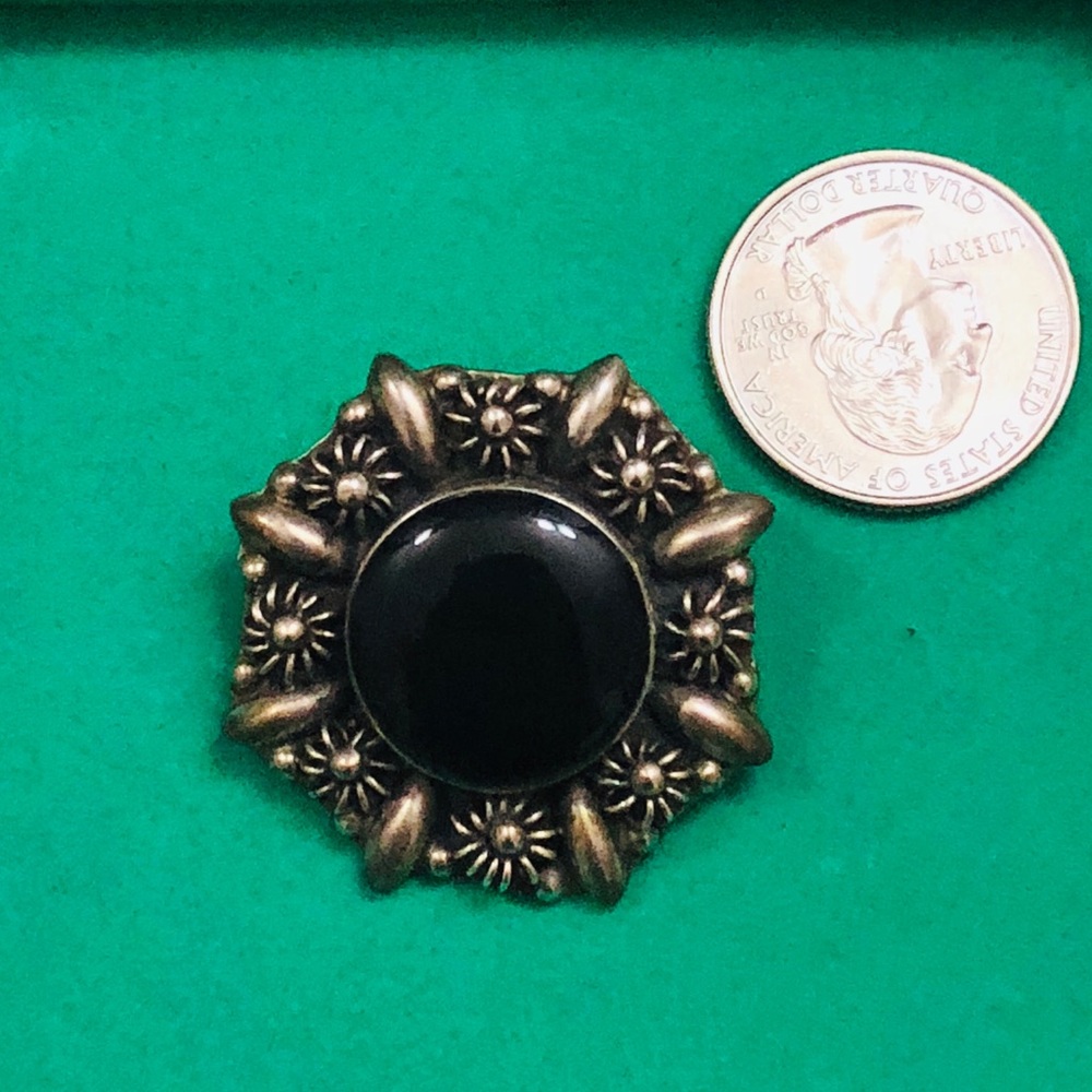Onyx sterling pin pendant